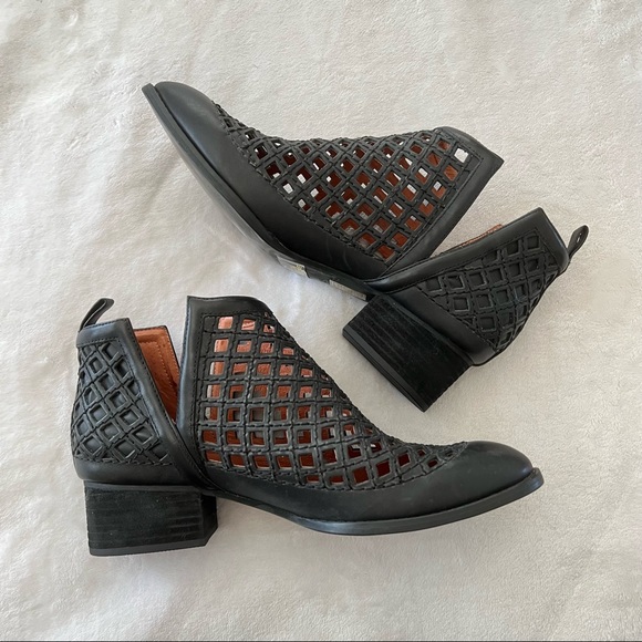 Jeffrey Campbell Taggart Open Weave Booties - Picture 3 of 12